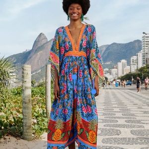 FARMRIO Blue Pineapple Garden Kaftan Maxi Dress - brand new! Never worn.